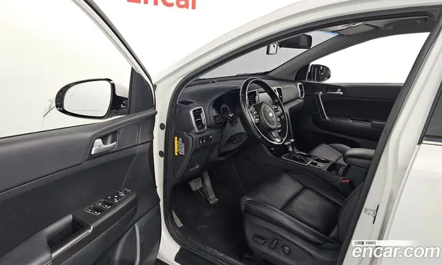 Kia Sportage 2017 2.0 автомат (гидро), миниатюра 12