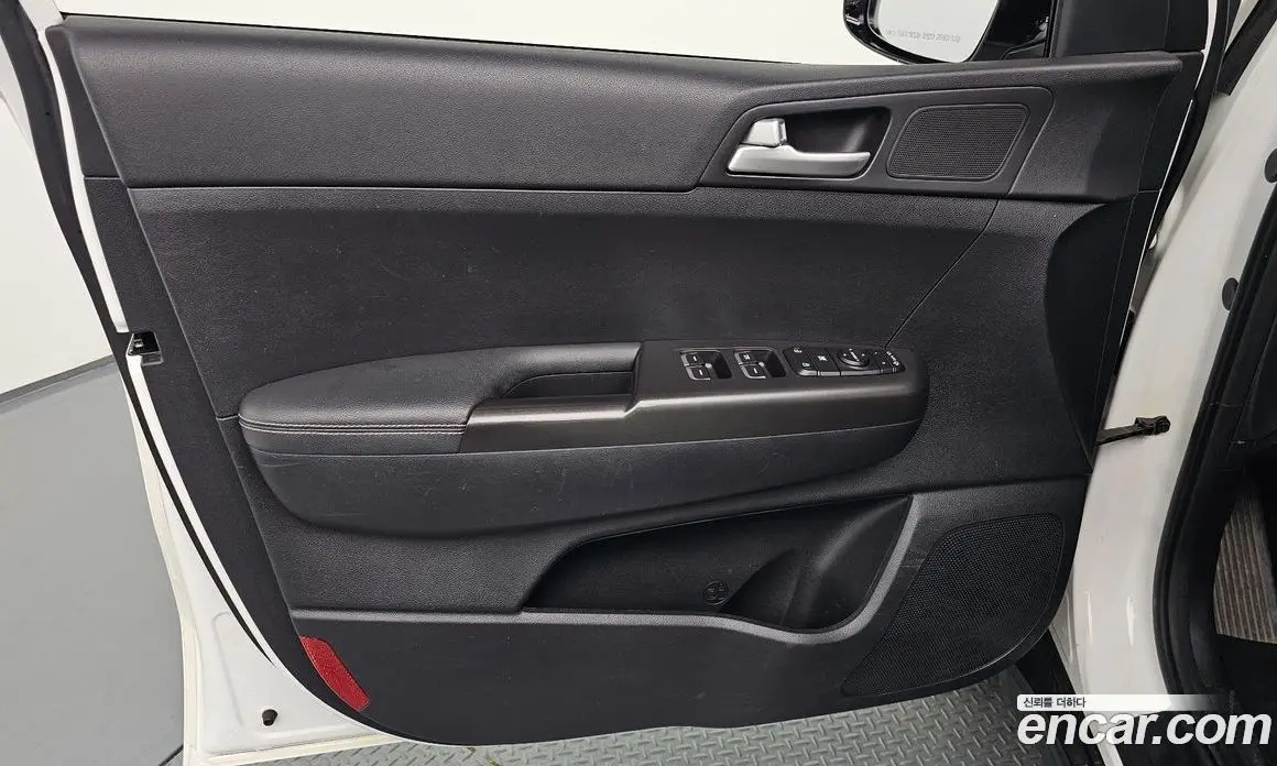 Kia Sportage 2017 2.0 автомат (гидро), фото 13