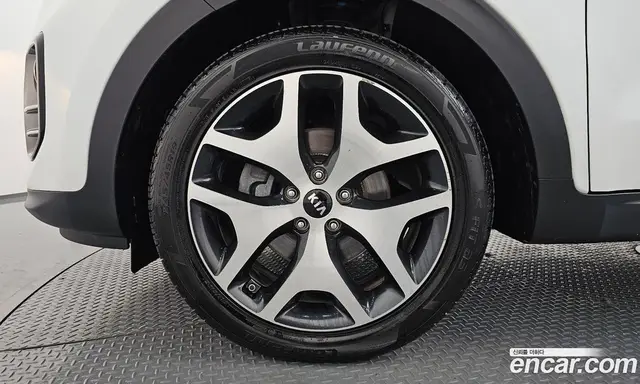 Kia Sportage 2017 2.0 автомат (гидро), миниатюра 6