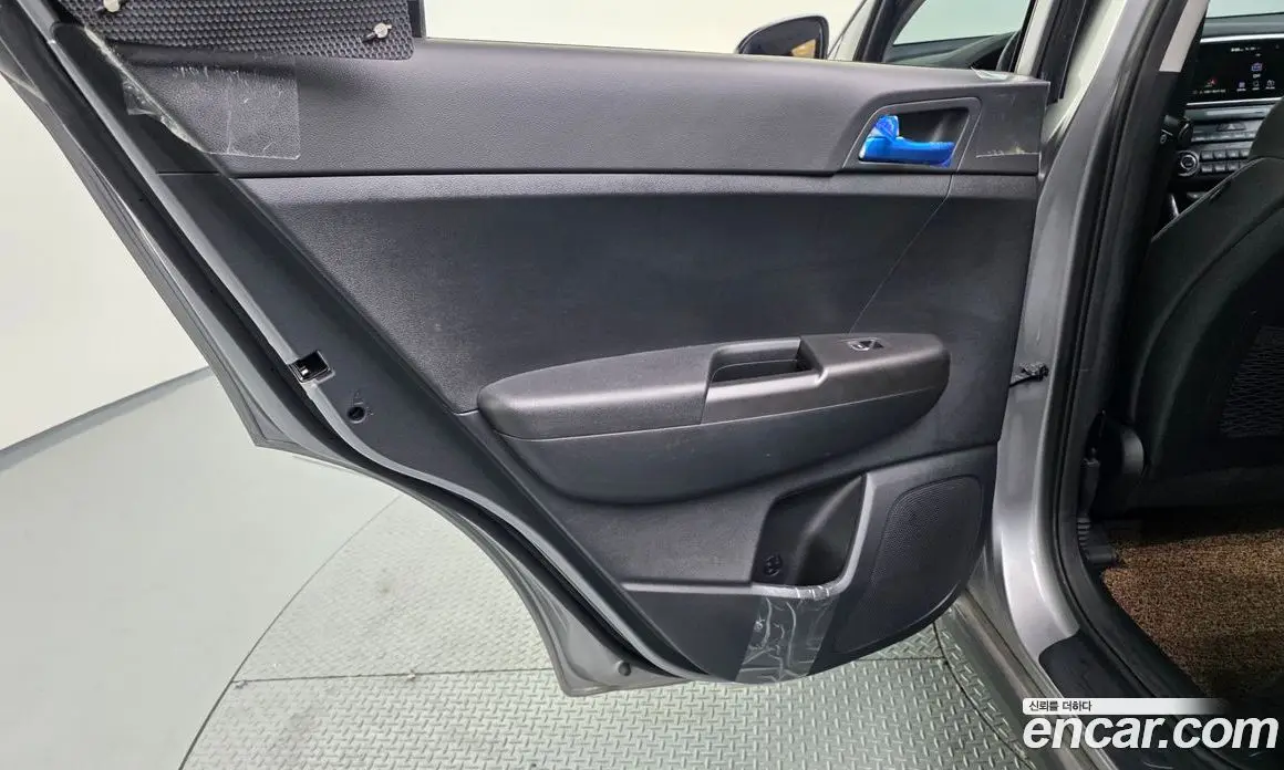 Kia Sportage 2021 2.0 автомат (гидро), фото 15