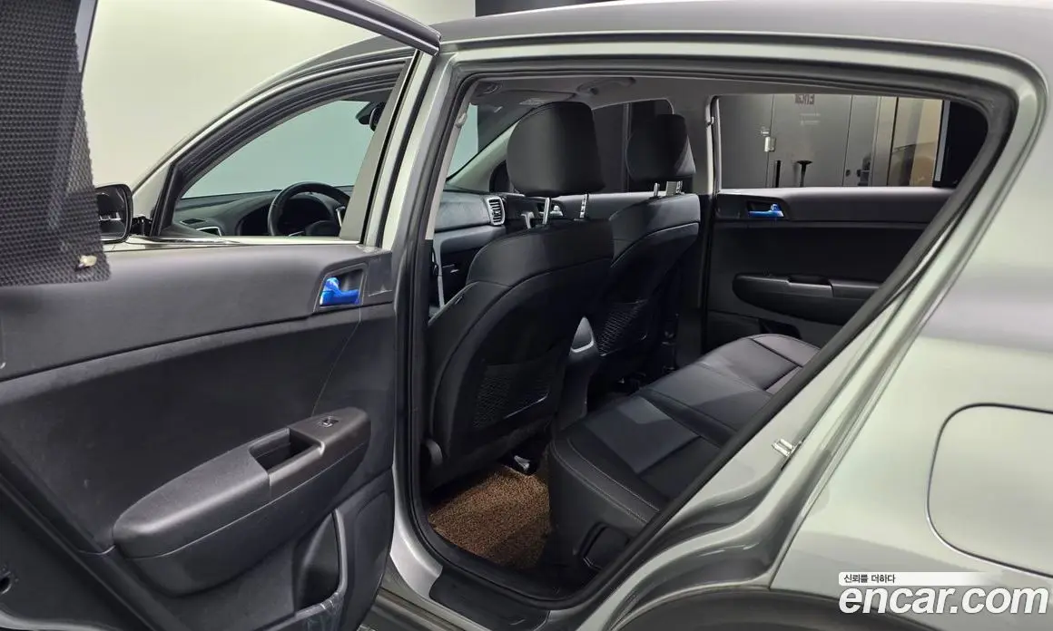 Kia Sportage 2021 2.0 автомат (гидро), фото 16