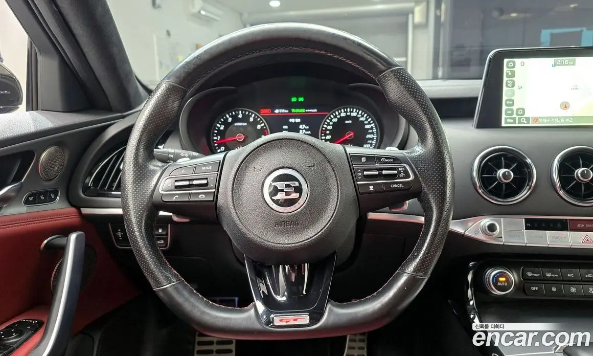Kia Stinger 2018 3.3 автомат (гидро), фото 14 Kia Stinger 2018 3.3 автомат (гидро), фото 14