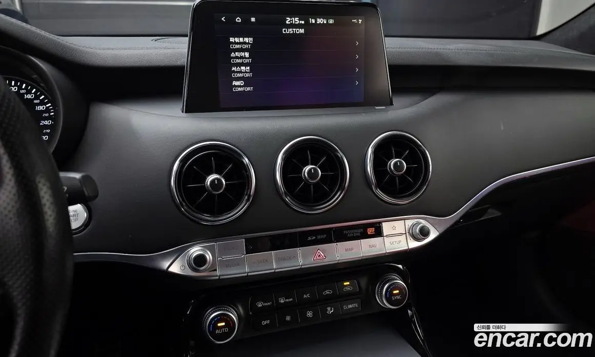 Kia Stinger 2018 3.3 автомат (гидро), фото 16 Kia Stinger 2018 3.3 автомат (гидро), фото 16