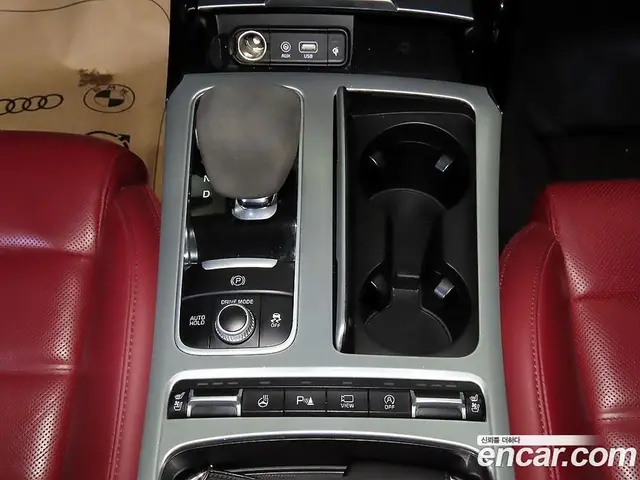 Kia Stinger 2018 3.3 автомат (гидро), миниатюра 12