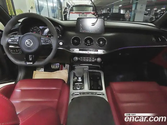 Kia Stinger 2018 3.3 автомат (гидро), миниатюра 10