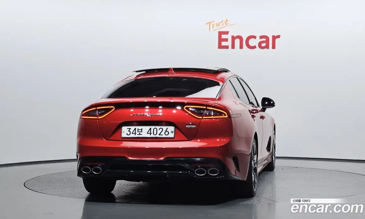 Kia Stinger 2019 3.3 автомат (гидро), фото 4