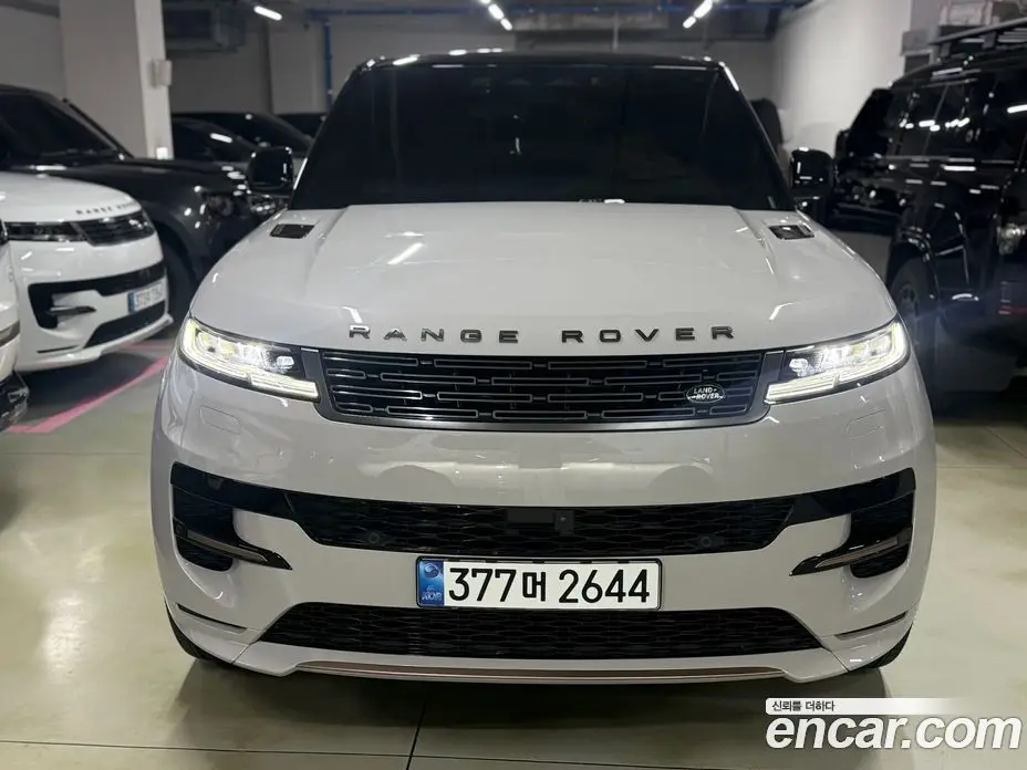 Land Rover Range Rover Sport 2026 3.0 автомат (гидро), фото 3 Land Rover Range Rover Sport 2026 3.0 автомат (гидро), фото 3