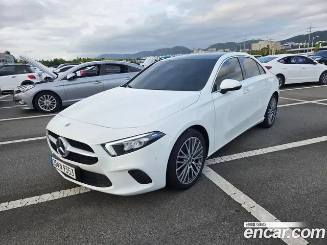 Mercedes-Benz A-Class, 2021, 44 213 км