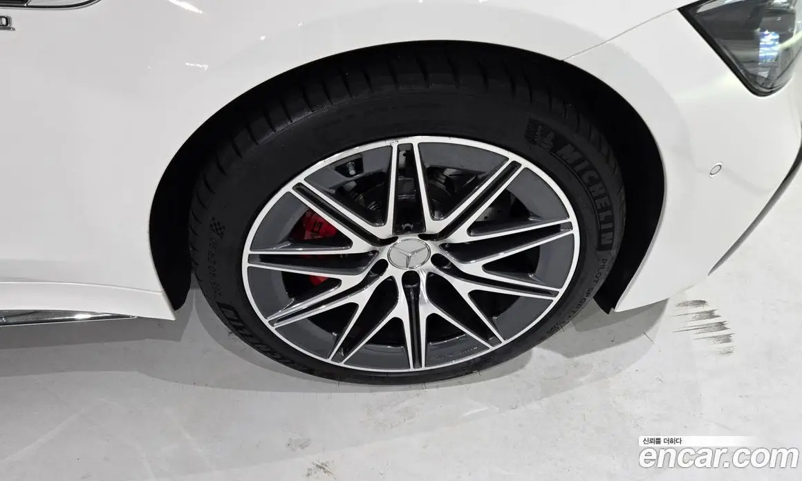 Mercedes-Benz AMG GT 2026 2.0 автомат (гидро), фото 5