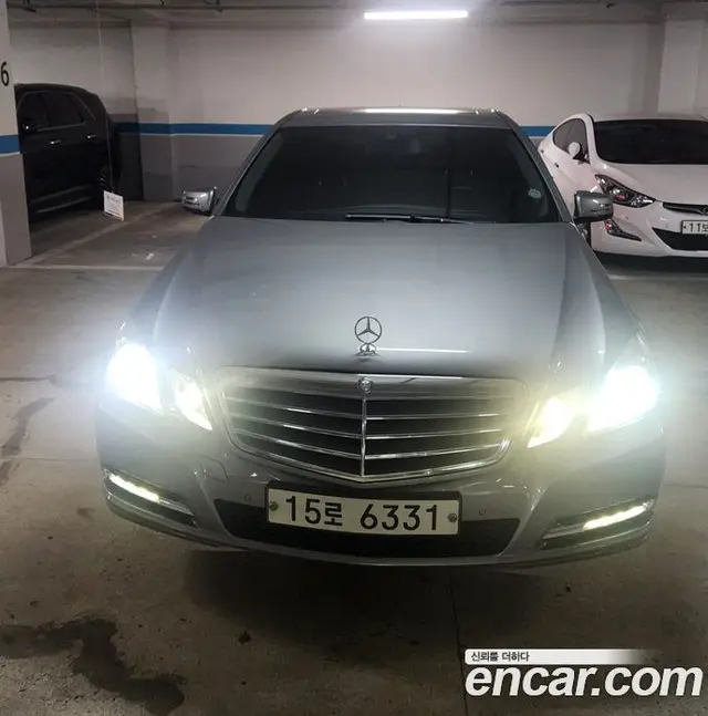 Mercedes-Benz E-Class 2013 1.8 автомат (гидро), миниатюра 3