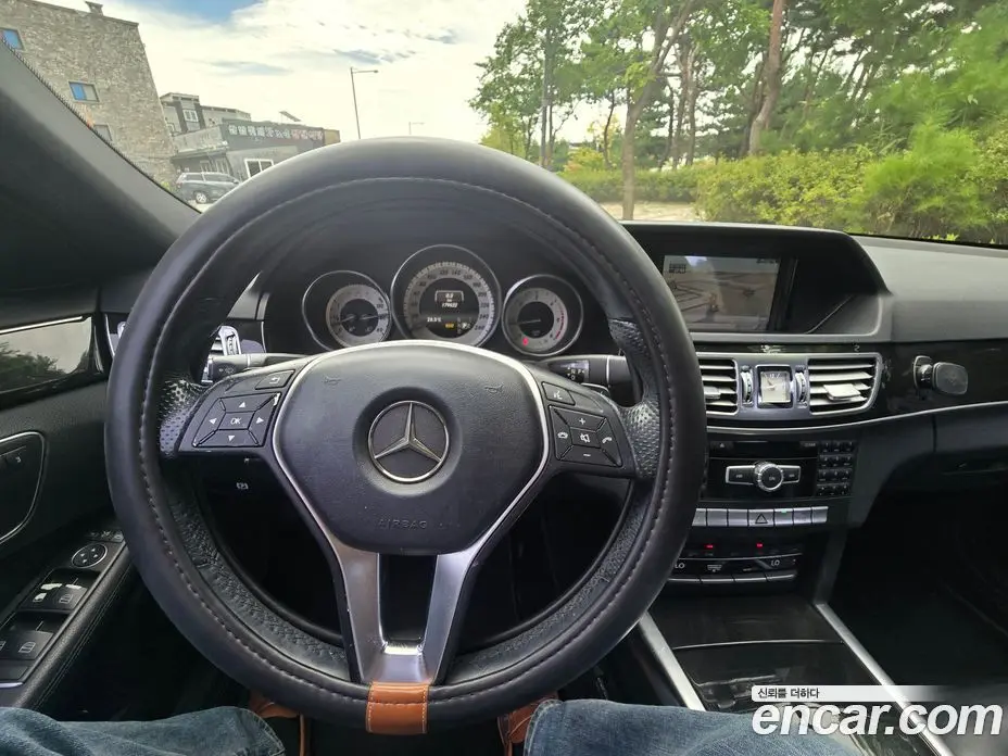 Mercedes-Benz E-Class 2014 2.1 автомат (гидро), фото 10 Mercedes-Benz E-Class 2014 2.1 автомат (гидро), фото 10