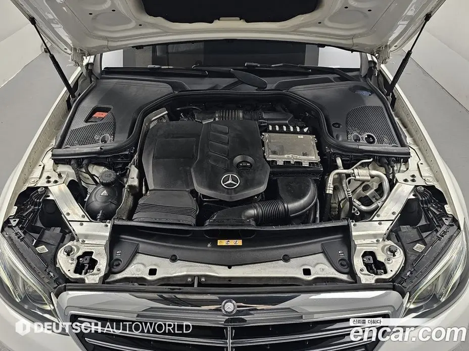 Mercedes-Benz E-Class 2016 1.9 автомат (гидро), фото 6 Mercedes-Benz E-Class 2016 1.9 автомат (гидро), фото 6