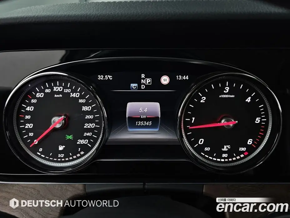 Mercedes-Benz E-Class 2016 1.9 автомат (гидро), фото 8 Mercedes-Benz E-Class 2016 1.9 автомат (гидро), фото 8