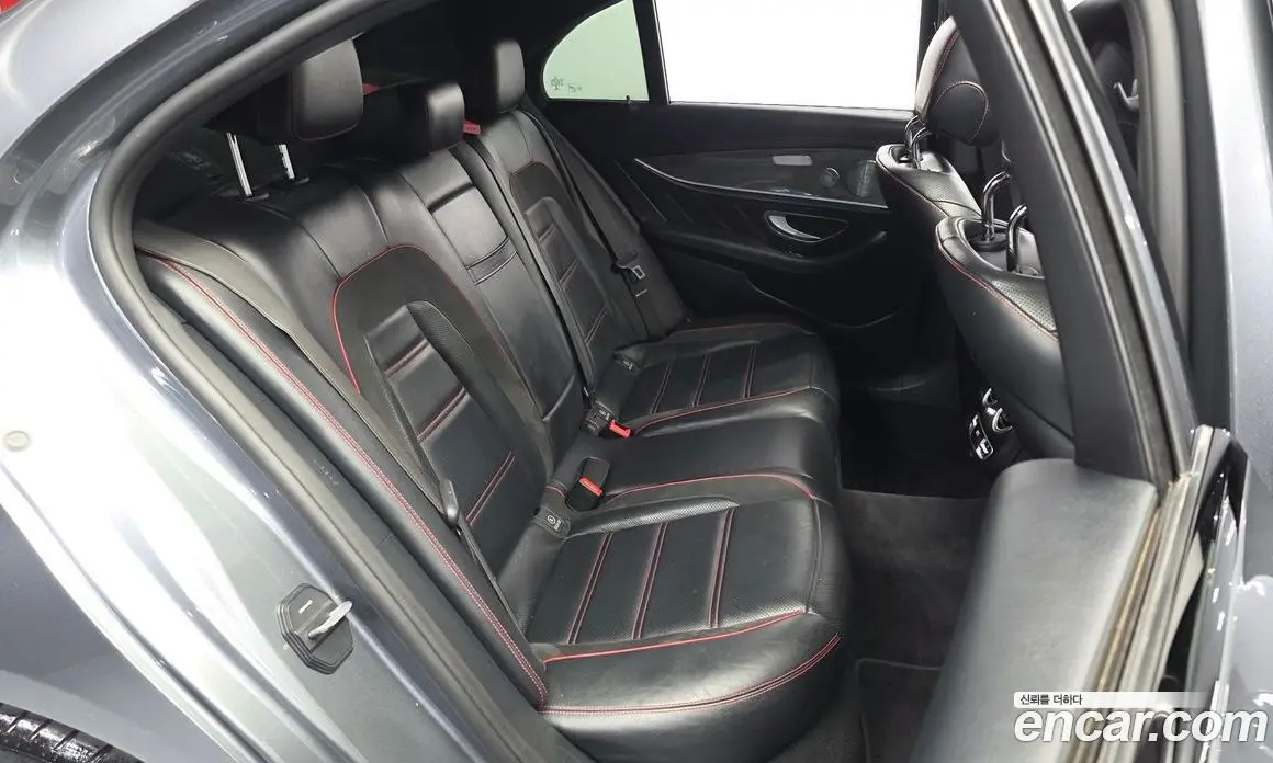 Mercedes-Benz E-Class 2017 3.0 автомат (гидро), фото 12 Mercedes-Benz E-Class 2017 3.0 автомат (гидро), фото 12