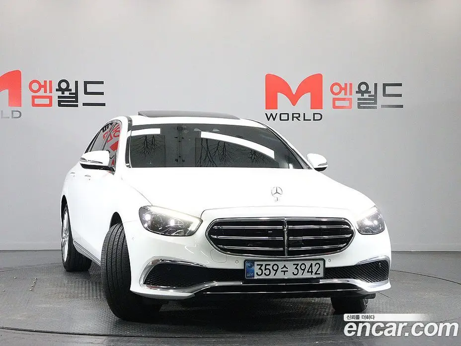 Mercedes-Benz E-Class 2021 2.0 автомат (гидро), фото 2