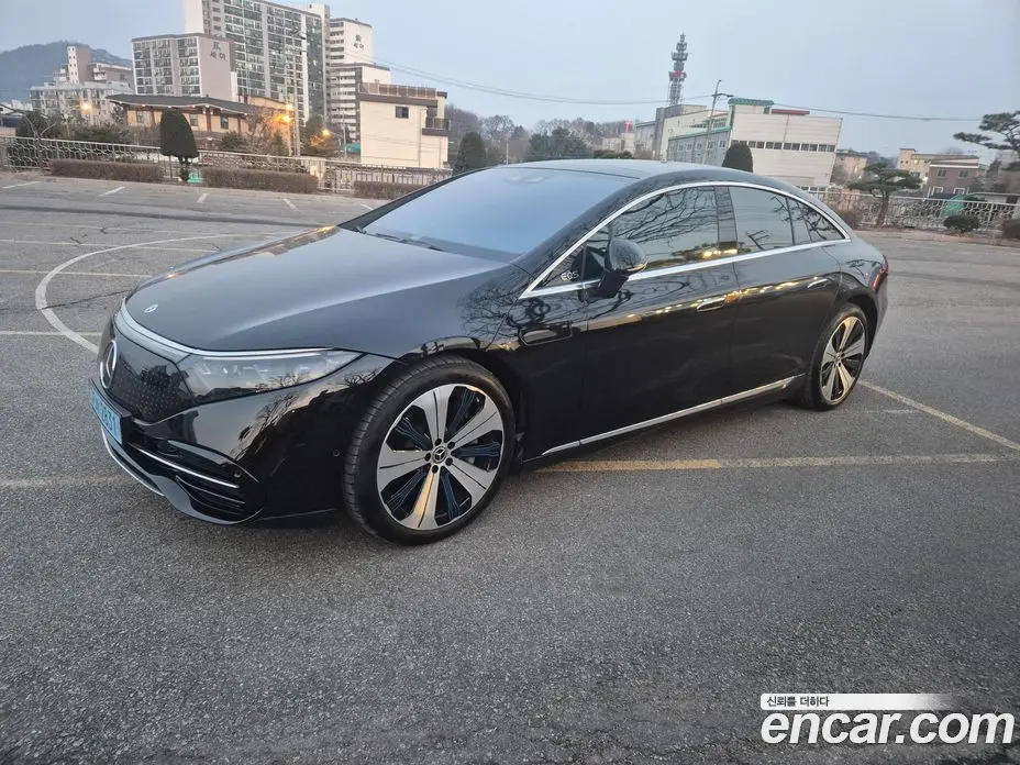 Mercedes-Benz EQS 2023 0.2 автомат (гидро), фото 2