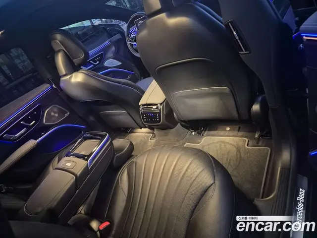 Mercedes-Benz EQS 2023 0.2 автомат (гидро), миниатюра 10