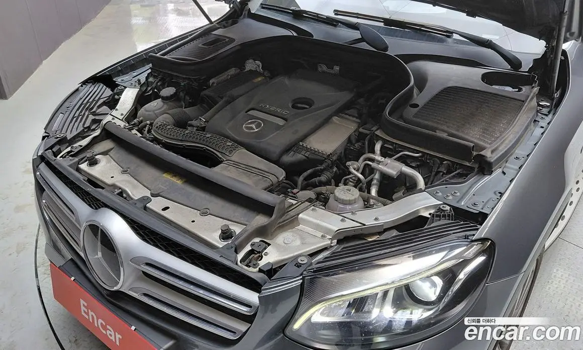 Mercedes-Benz GLC-Class 2018 2.0 автомат (гидро), фото 6 Mercedes-Benz GLC-Class 2018 2.0 автомат (гидро), фото 6
