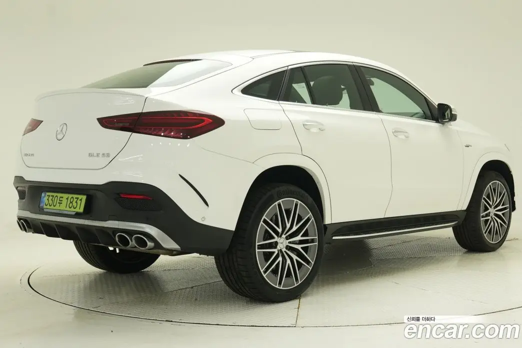 Mercedes-Benz GLE-Class 2025 3.0 автомат (гидро), фото 2