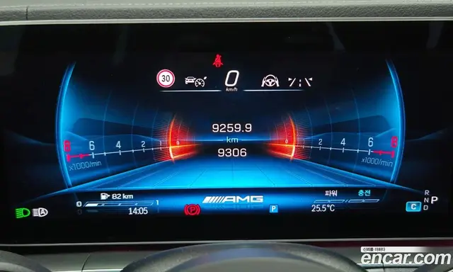 Mercedes-Benz GLE-Class 2025 3.0 автомат (гидро), миниатюра 8