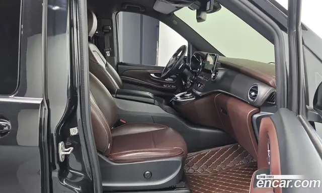 Mercedes-Benz V-Class 2018 2.1 автомат (гидро), миниатюра 11 Mercedes-Benz V-Class 2018 2.1 автомат (гидро), миниатюра 11