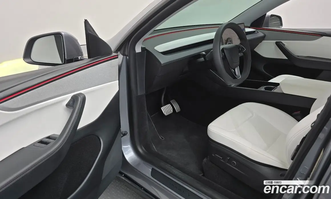 Tesla Model Y 2025 0.2 автомат (гидро), фото 13 Tesla Model Y 2025 0.2 автомат (гидро), фото 13
