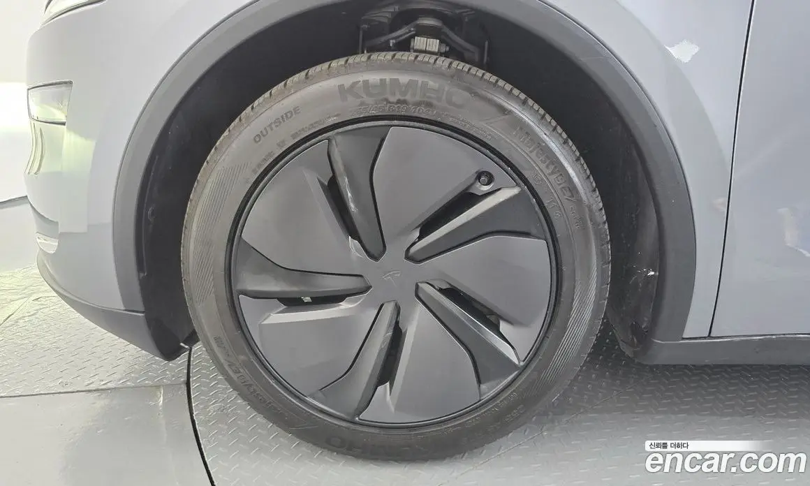 Tesla Model Y 2025 0.2 автомат (гидро), фото 5 Tesla Model Y 2025 0.2 автомат (гидро), фото 5