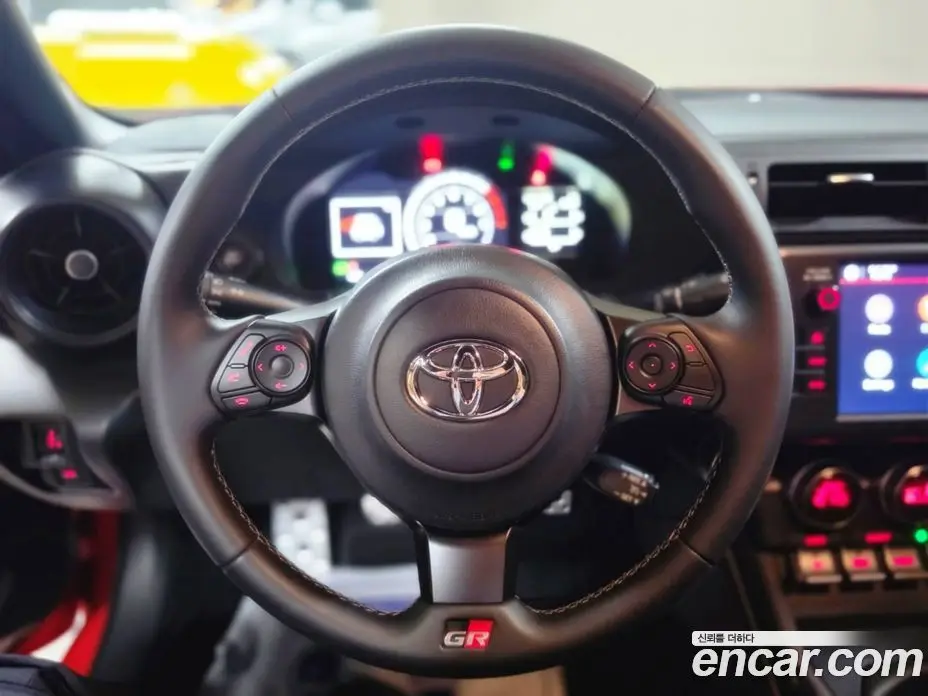 Toyota 86 2024 2.4 автомат (гидро), фото 16