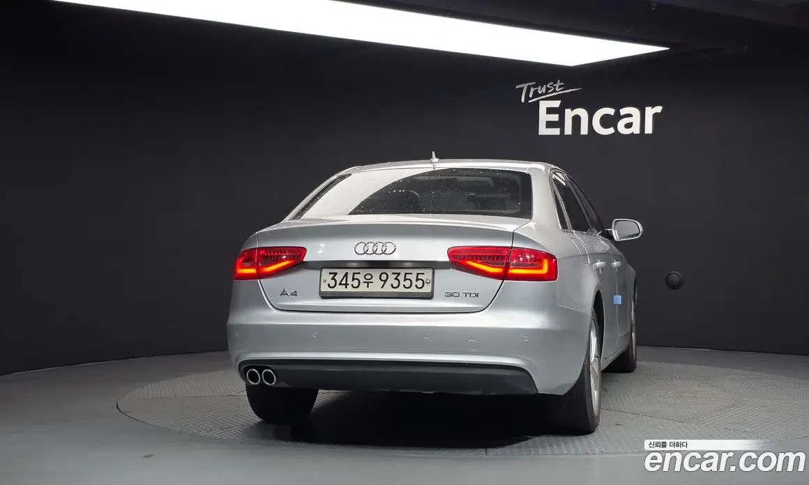 Audi A4 2014 2.0 автомат (гидро), фото 4