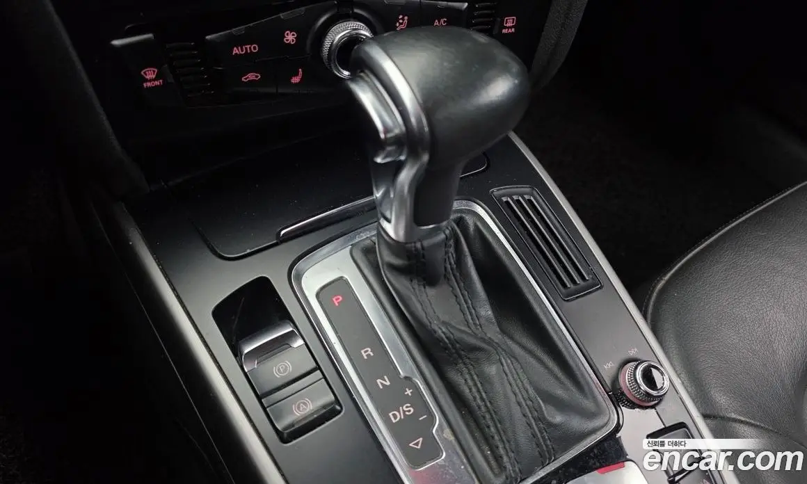Audi A4 2014 2.0 автомат (гидро), фото 9