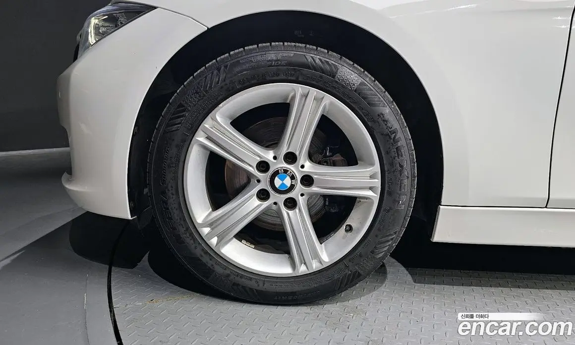 BMW 3 серия 2013 2.0 автомат (гидро), фото 5