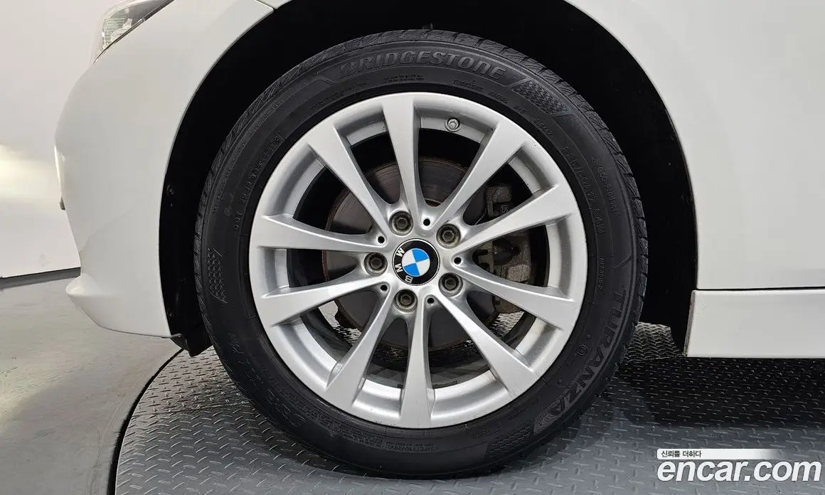 BMW 3 серия 2018 2.0 автомат (гидро), фото 5 BMW 3 серия 2018 2.0 автомат (гидро), фото 5