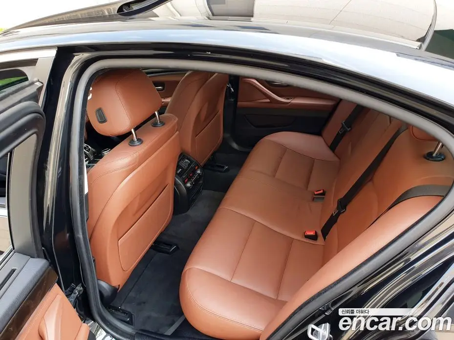 BMW 5 серия 2014 2.0 автомат (гидро), фото 3