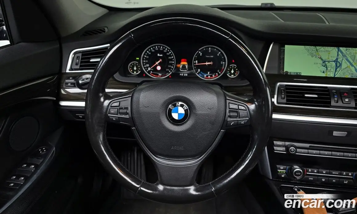 BMW 5 серия 2014 2.0 автомат (гидро), фото 19 BMW 5 серия 2014 2.0 автомат (гидро), фото 19