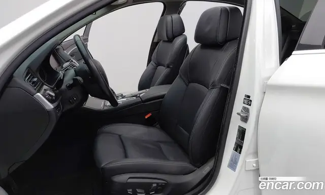 BMW 5 серия 2016 2.0 автомат (гидро), миниатюра 10