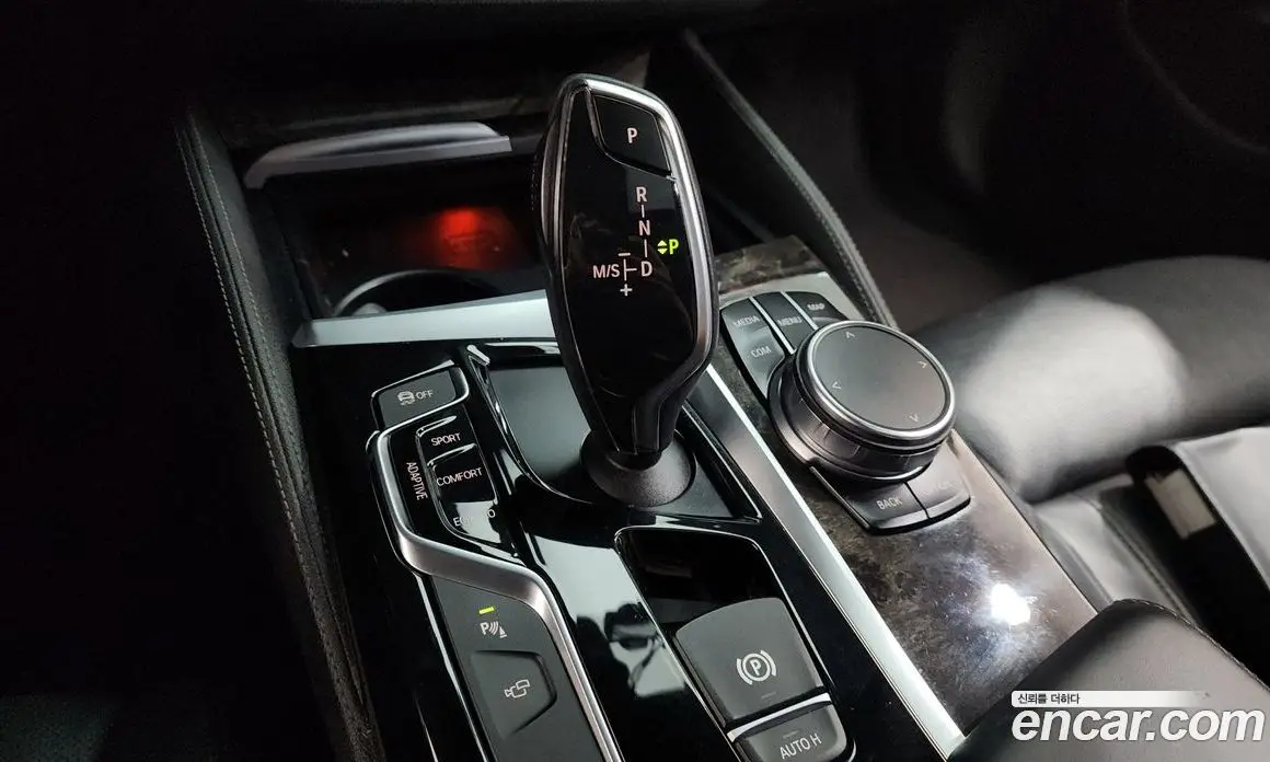 BMW 5 серия 2017 3.0 автомат (гидро), фото 12