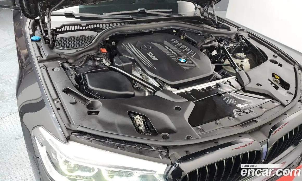 BMW 5 серия 2017 3.0 автомат (гидро), фото 6