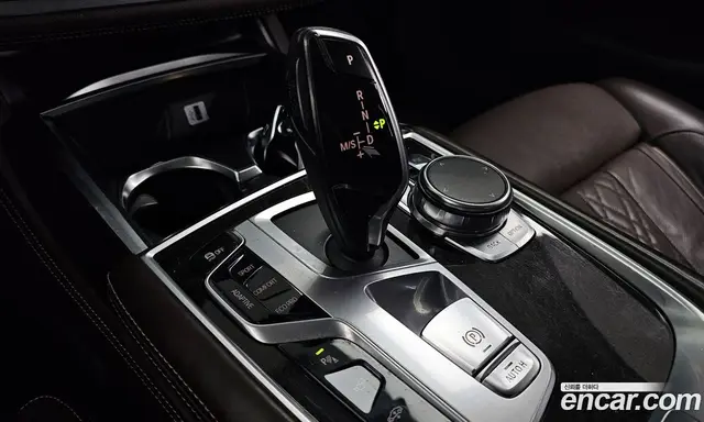 BMW 7 серия 2016 3.0 автомат (гидро), миниатюра 9