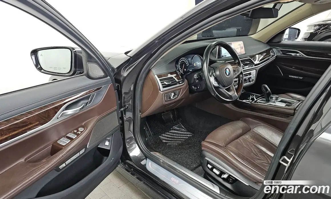 BMW 7 серия 2016 3.0 автомат (гидро), фото 10