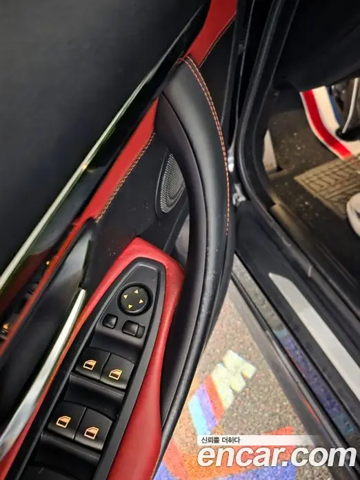 BMW M4 2015 3.0 автомат (робот), миниатюра 8