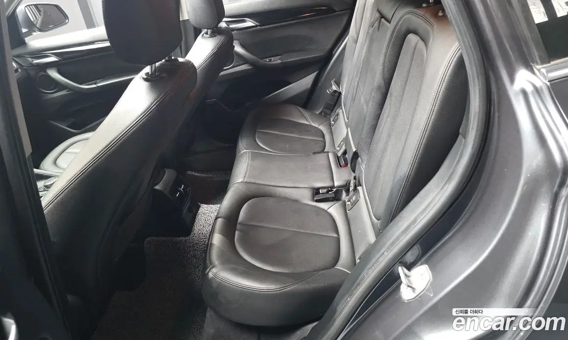 BMW X1 2017 2.0 автомат (гидро), фото 11 BMW X1 2017 2.0 автомат (гидро), фото 11