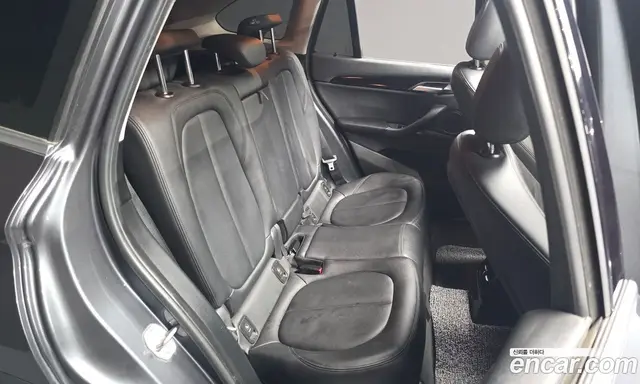 BMW X1 2017 2.0 автомат (гидро), миниатюра 12