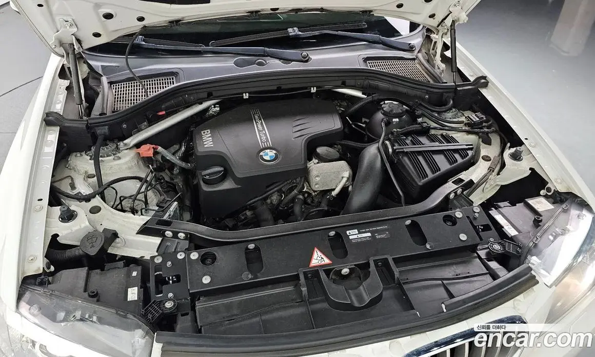 BMW X3 2013 2.0 автомат (гидро), фото 6