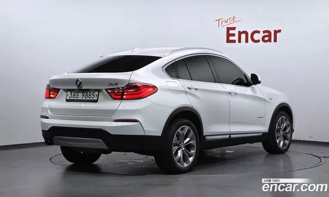 BMW X4 2015 2.0 автомат (гидро), миниатюра 2