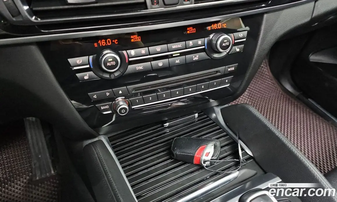 BMW X6 2015 3.0 автомат (гидро), фото 17 BMW X6 2015 3.0 автомат (гидро), фото 17