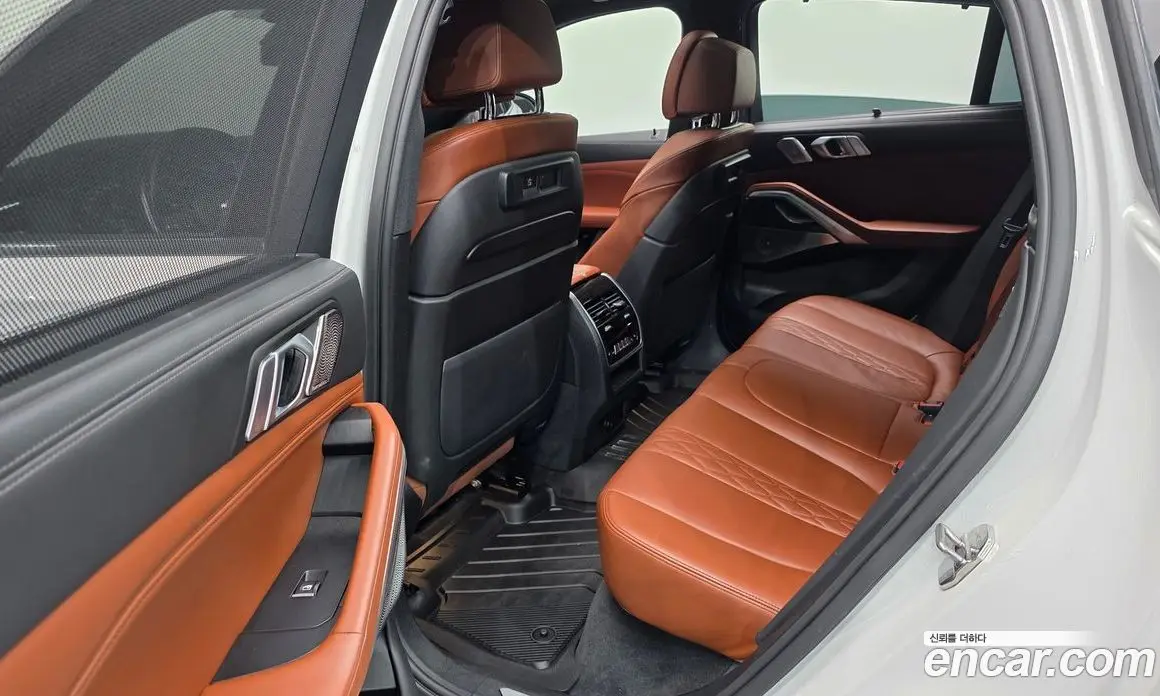 BMW X6 2021 4.4 автомат (гидро), фото 12 BMW X6 2021 4.4 автомат (гидро), фото 12