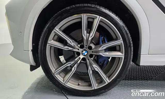 BMW X6 2021 4.4 автомат (гидро), миниатюра 5 BMW X6 2021 4.4 автомат (гидро), миниатюра 5