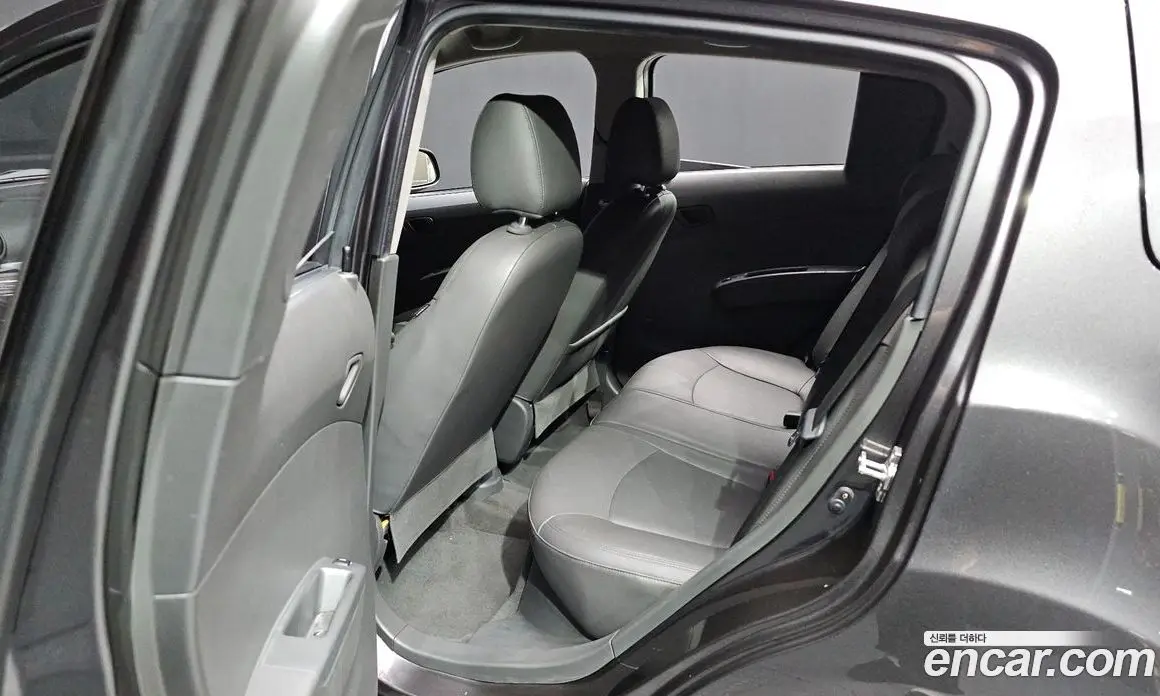 Chevrolet Spark 2015 1.0 автомат (гидро), фото 19 Chevrolet Spark 2015 1.0 автомат (гидро), фото 19