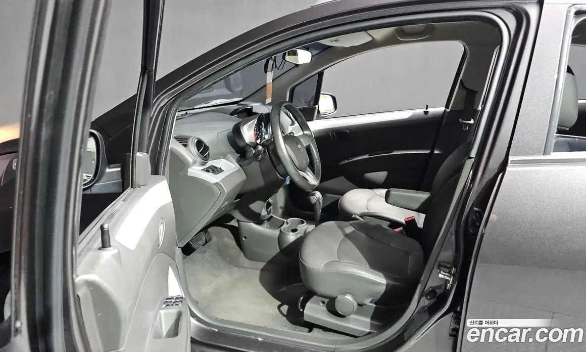Chevrolet Spark 2015 1.0 автомат (гидро), фото 10 Chevrolet Spark 2015 1.0 автомат (гидро), фото 10
