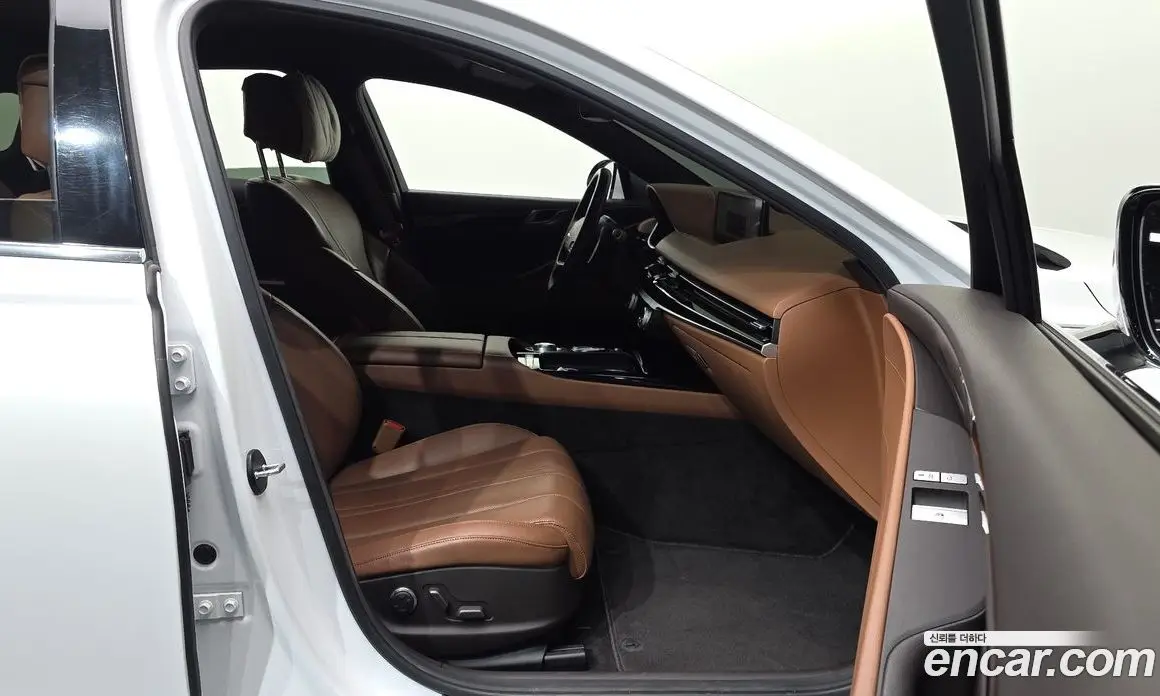 Genesis G80 2020 2.5 автомат (гидро), фото 17 Genesis G80 2020 2.5 автомат (гидро), фото 17